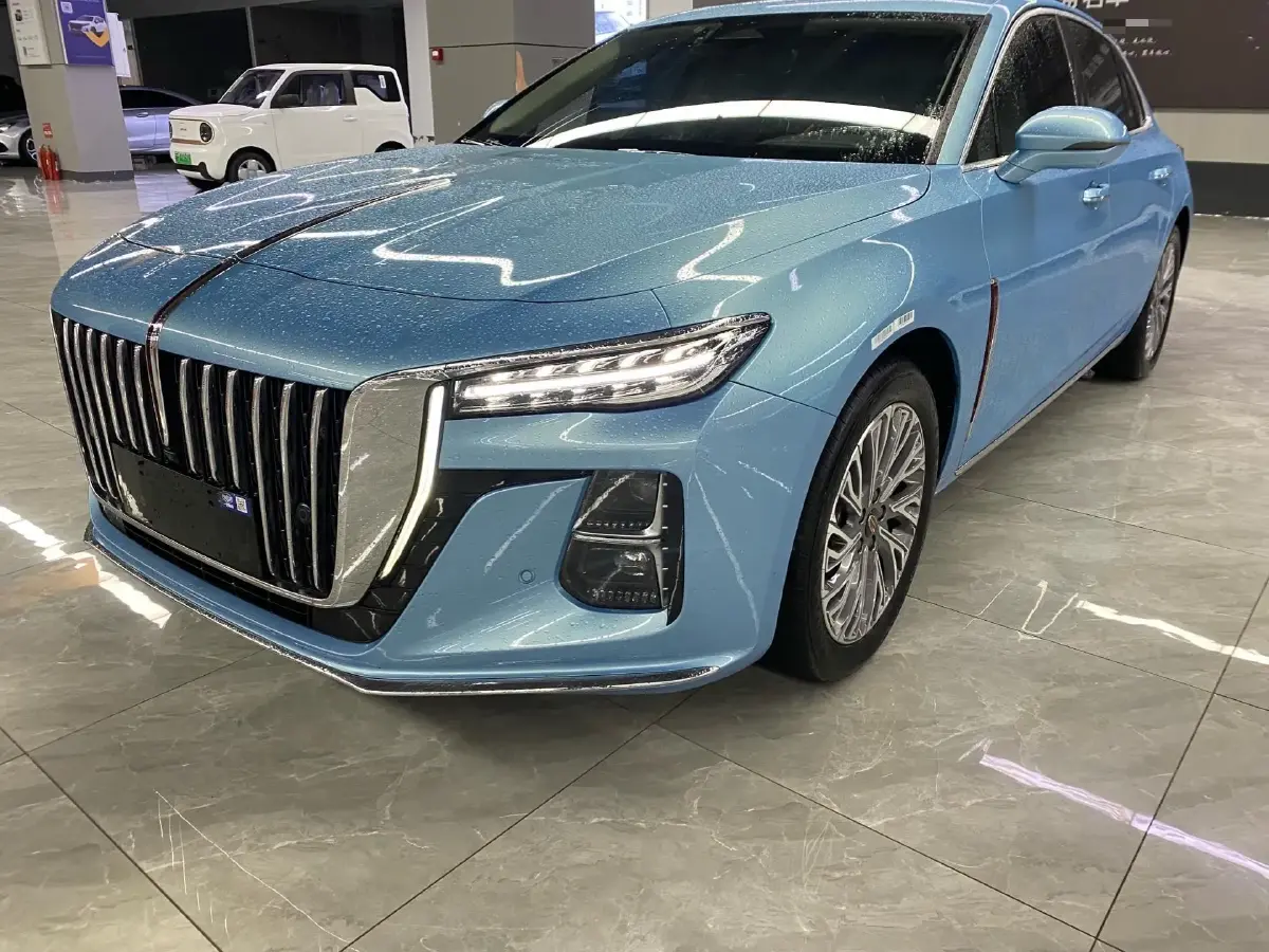 2023 HongQi H5 1.5T 169HP L4 E-CVT Hybrid