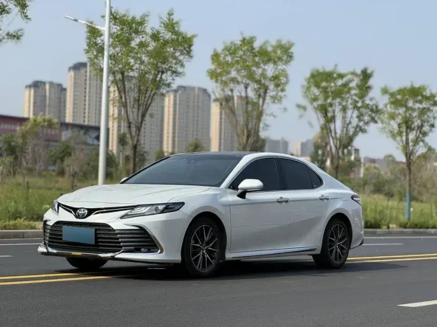 2023 Toyota Camry 2.5L 207HP L4 8AT