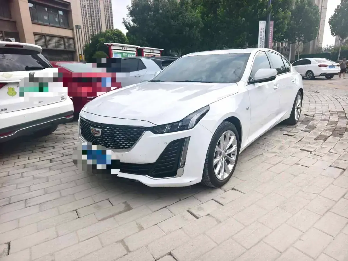 2022 Cadillac CT5 2.0T 237HP L4 10AT