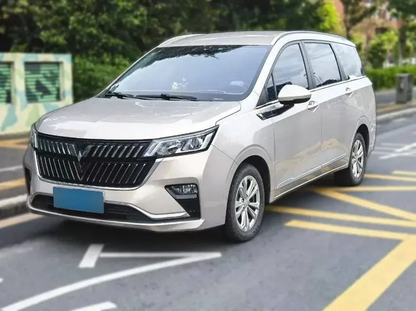 2022 WuLing JiaChen 1.5T 147HP L4 CVT