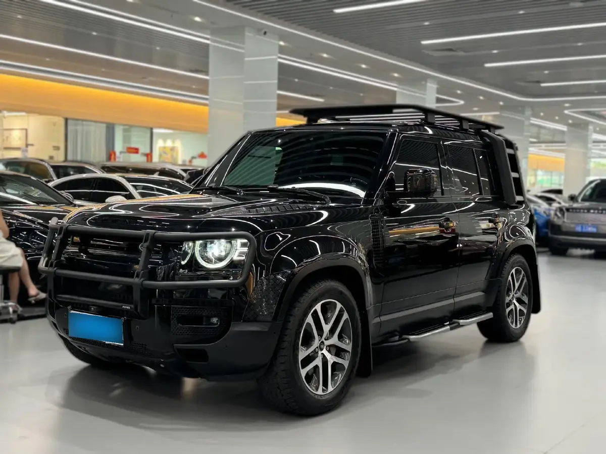 2023 Land Rover Defender 3.0T 400HP L6 8AT