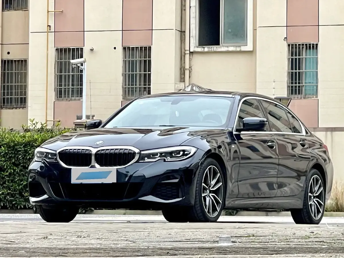 2022 BMW 3 Series 2.0T 156HP L4 8AT