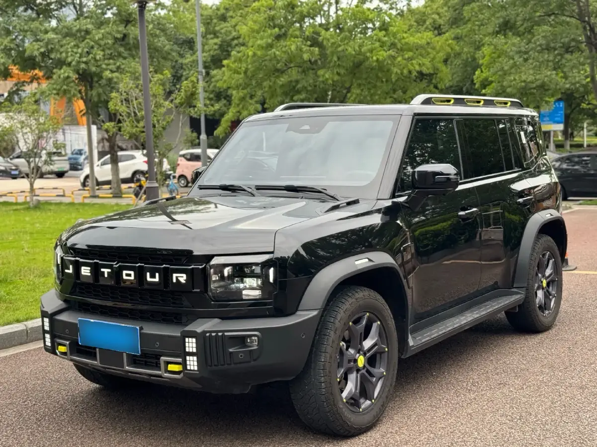 2023 Jetour Traveller 2.0T 254HP L4 7DCT