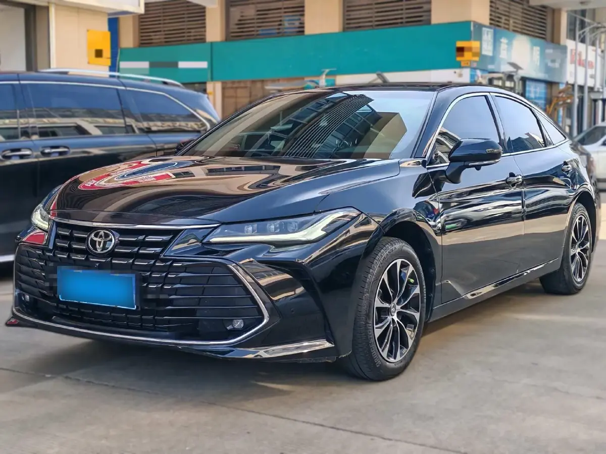 2023 Toyota Avalon 2.0L 177HP L4 CVT