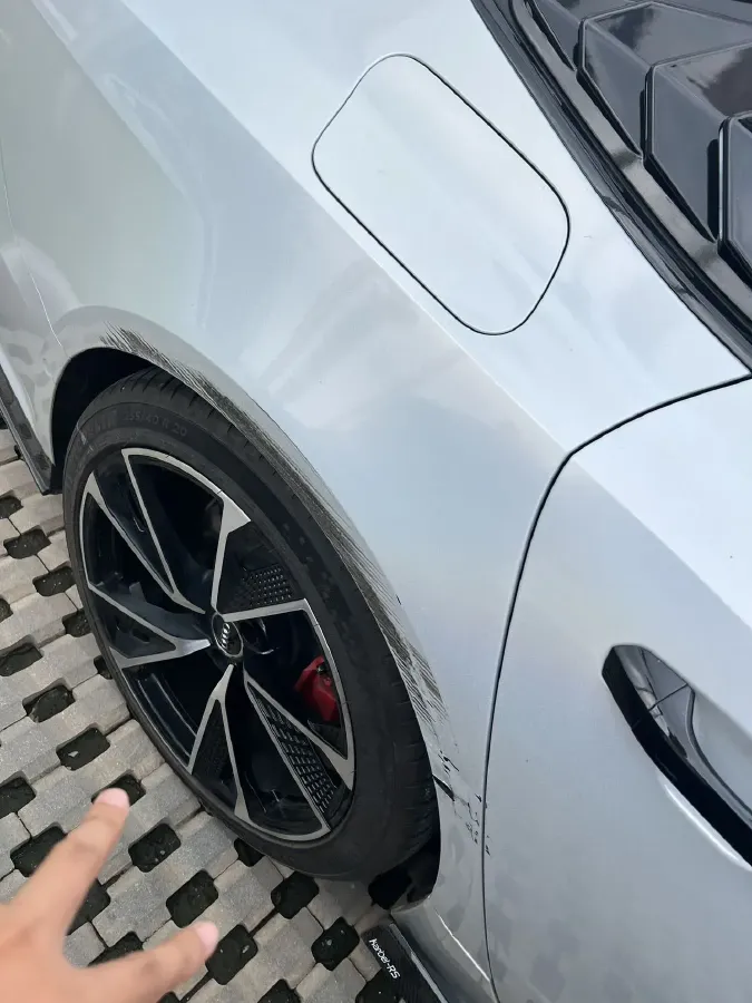 2025 Audi A7 2.0T 265HP L4 7DCT,autocango,china used car exporter,china ev exporter,chinese used car exporter,chinese used ev exporter