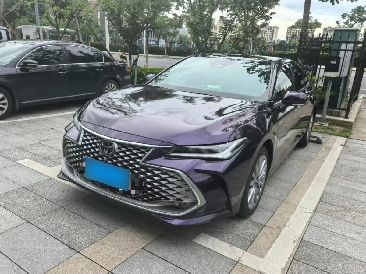 2024 Toyota Avalon 2.5L 185HP L4 E-CVT Hybrid