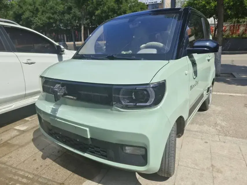 2021 WuLing Nano EV BEV 28KWH