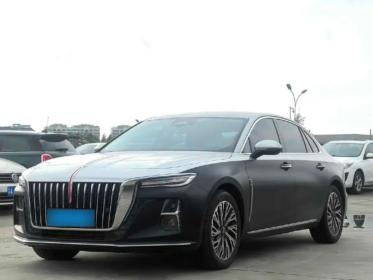 2024 HongQi H5 2.0T 224HP L4 8AT