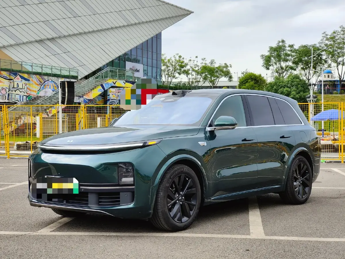 2023 Li L8 Range Extended 154HP REEV 40.9KWH