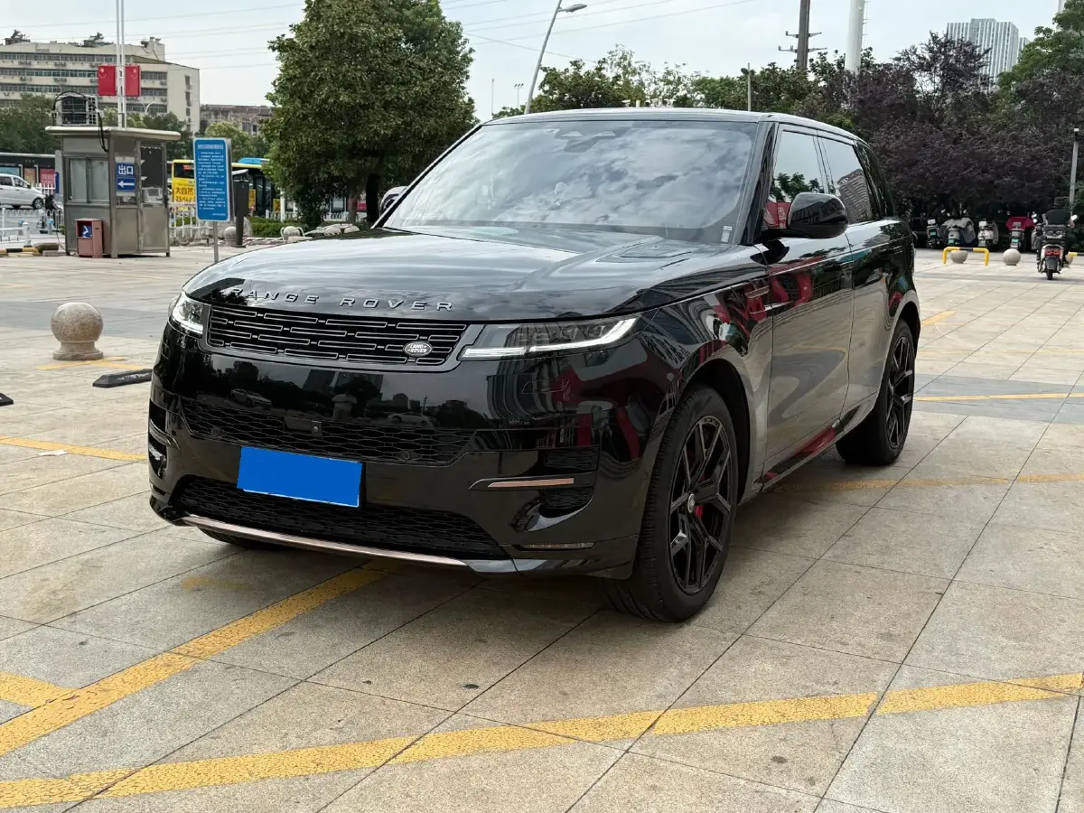2024 Land Rover Range Rover Sport 3.0T 400HP L6 8AT