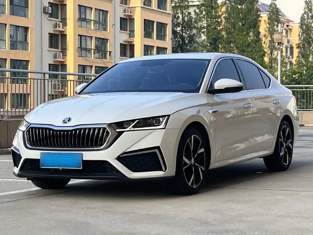 2023 Skoda Octavia 1.4T 150HP L4 7DCT