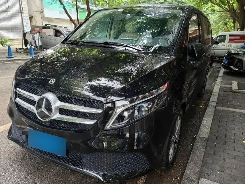 2022 Mercedes-Benz V Class 2.0T 211HP L4 9AT