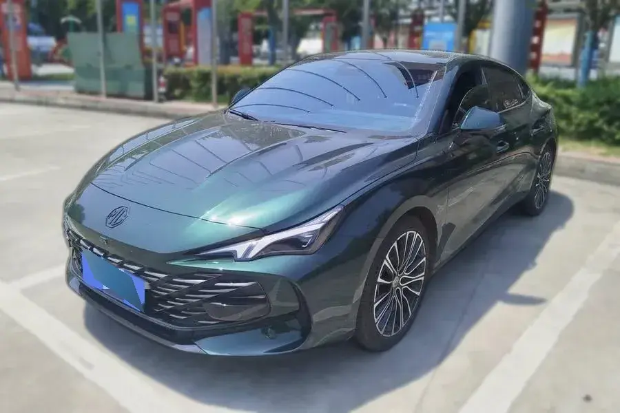 2023 MG 7 2.0T 261HP L4 9AT