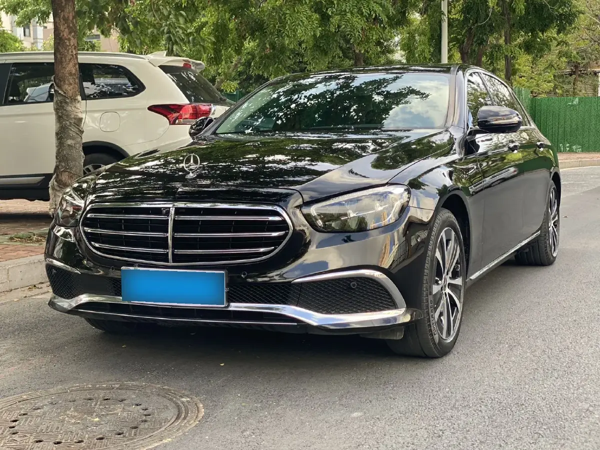 2023 Mercedes-Benz E Class 2.0T 211HP L4 9AT PHEV 25.4KWH