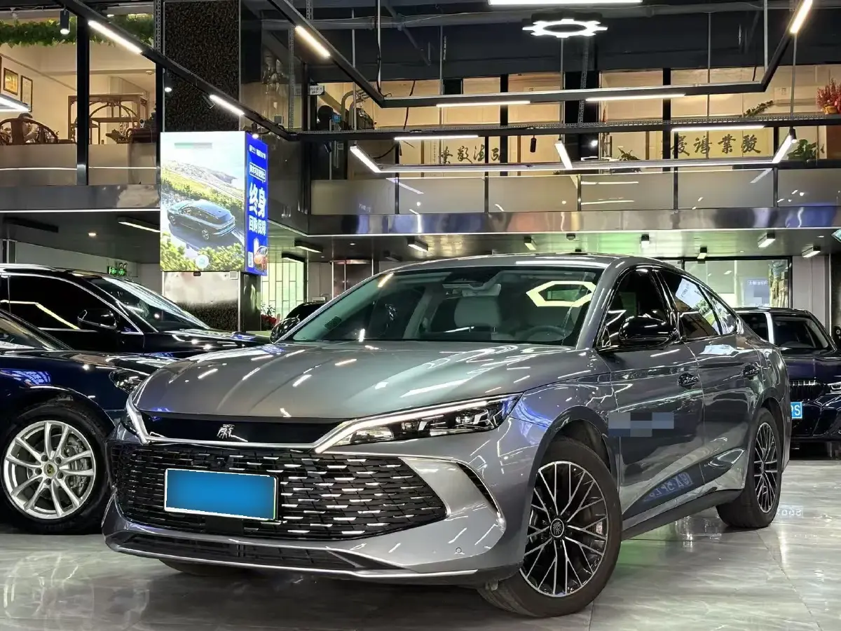 2024 BYD QinL 1.5L 101HP L4 E-CVT PHEV 15.87KWH