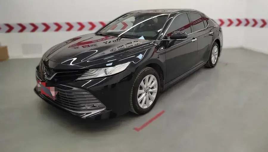 2021 Toyota Camry 2.5L 209HP L4 8AT