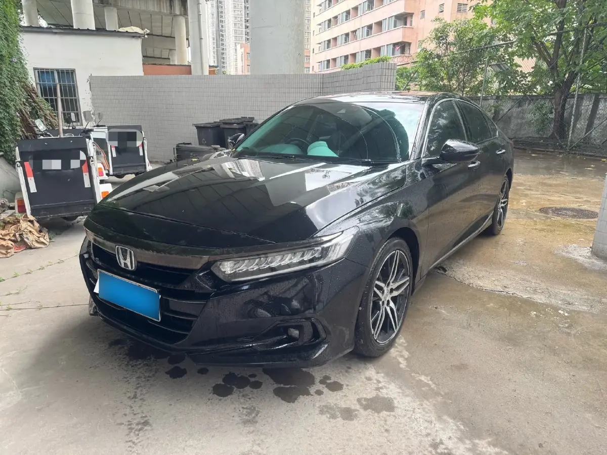2022 Honda Accord 2.0L 146HP L4 E-CVT Hybrid
