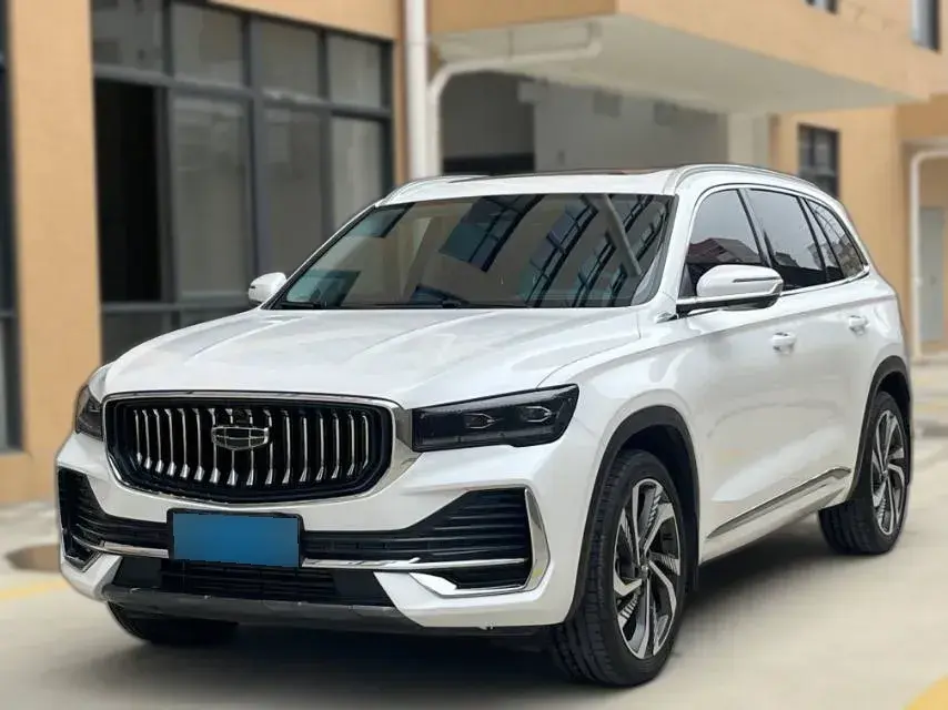 2023 Geely Monjaro 2.0T 238HP L4 8AT