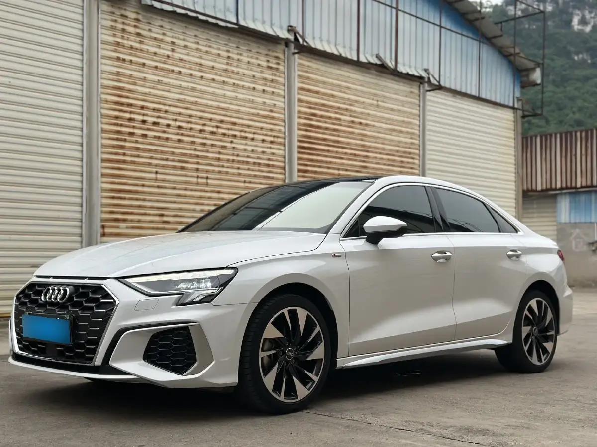 2022 Audi A3 1.4T 150HP L4 7DCT