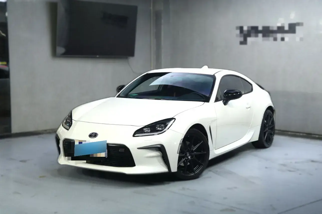 2022 Toyota 86 2.4L 234HP H4 6MT