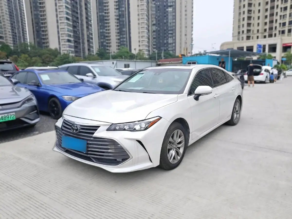 2019 Toyota Avalon 2.5L 209HP L4 8AT