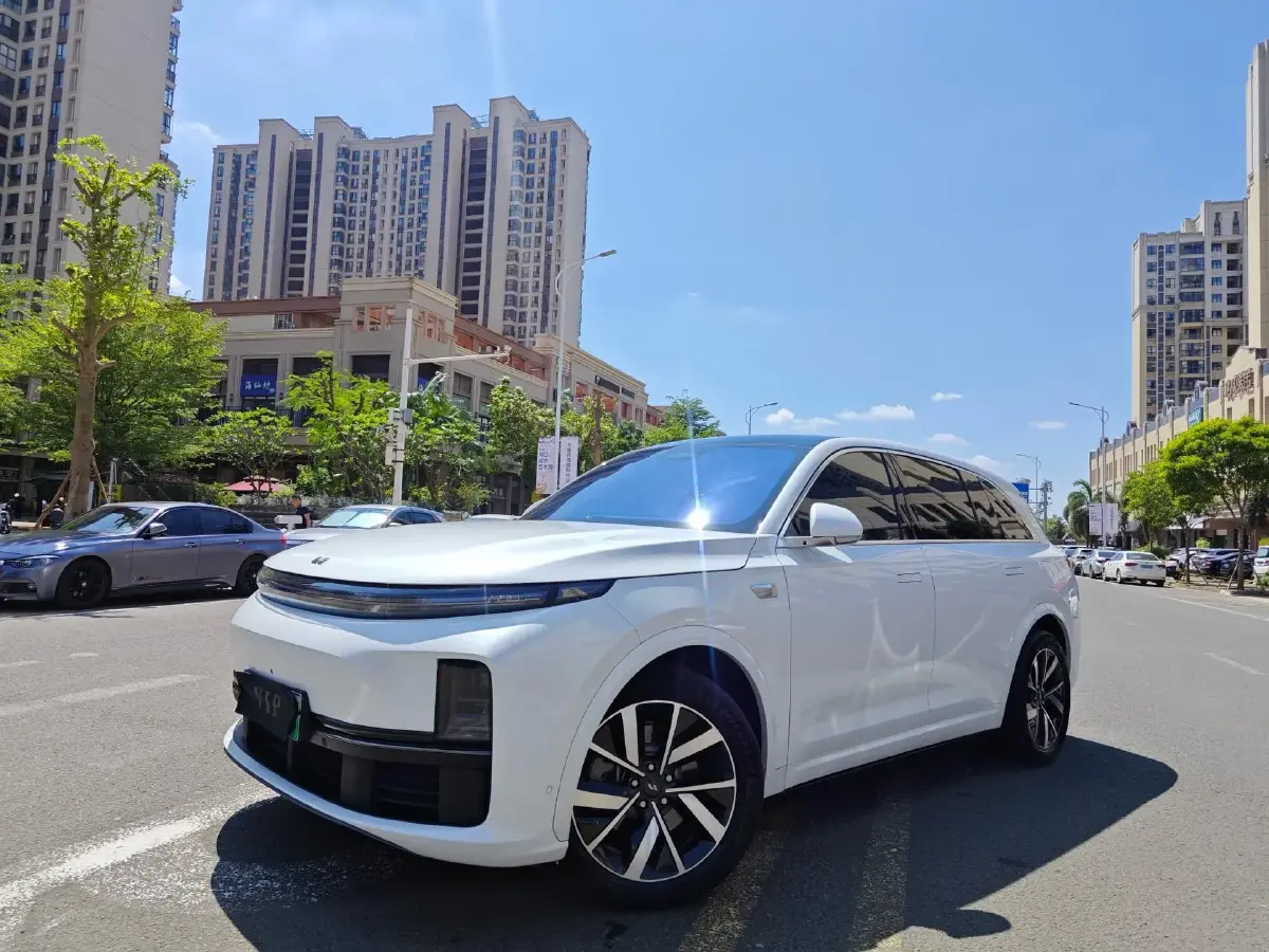 2023 Li L7 Range Extended 154HP REEV 40.9KWH