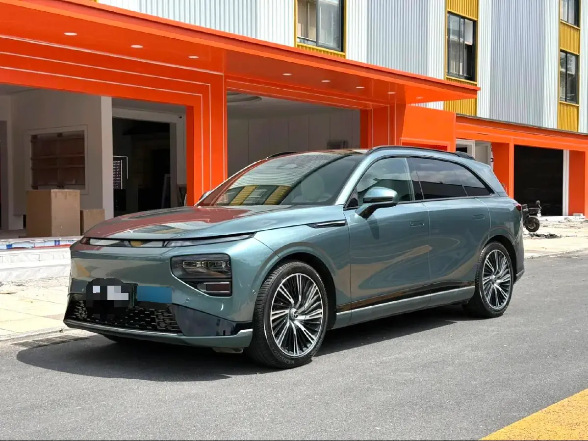 2024 Xpeng G9 BEV 98KWH