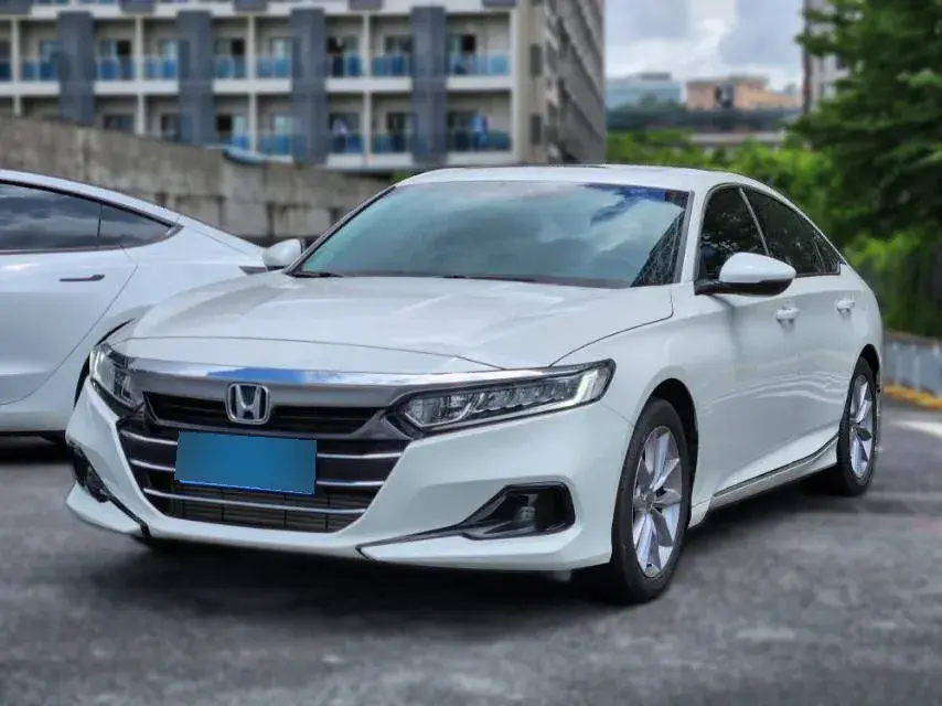 2022 Honda Accord 1.5T 194HP L4 CVT