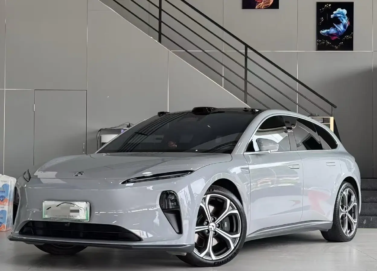 2024 NIO ET5T BEV 75KWH