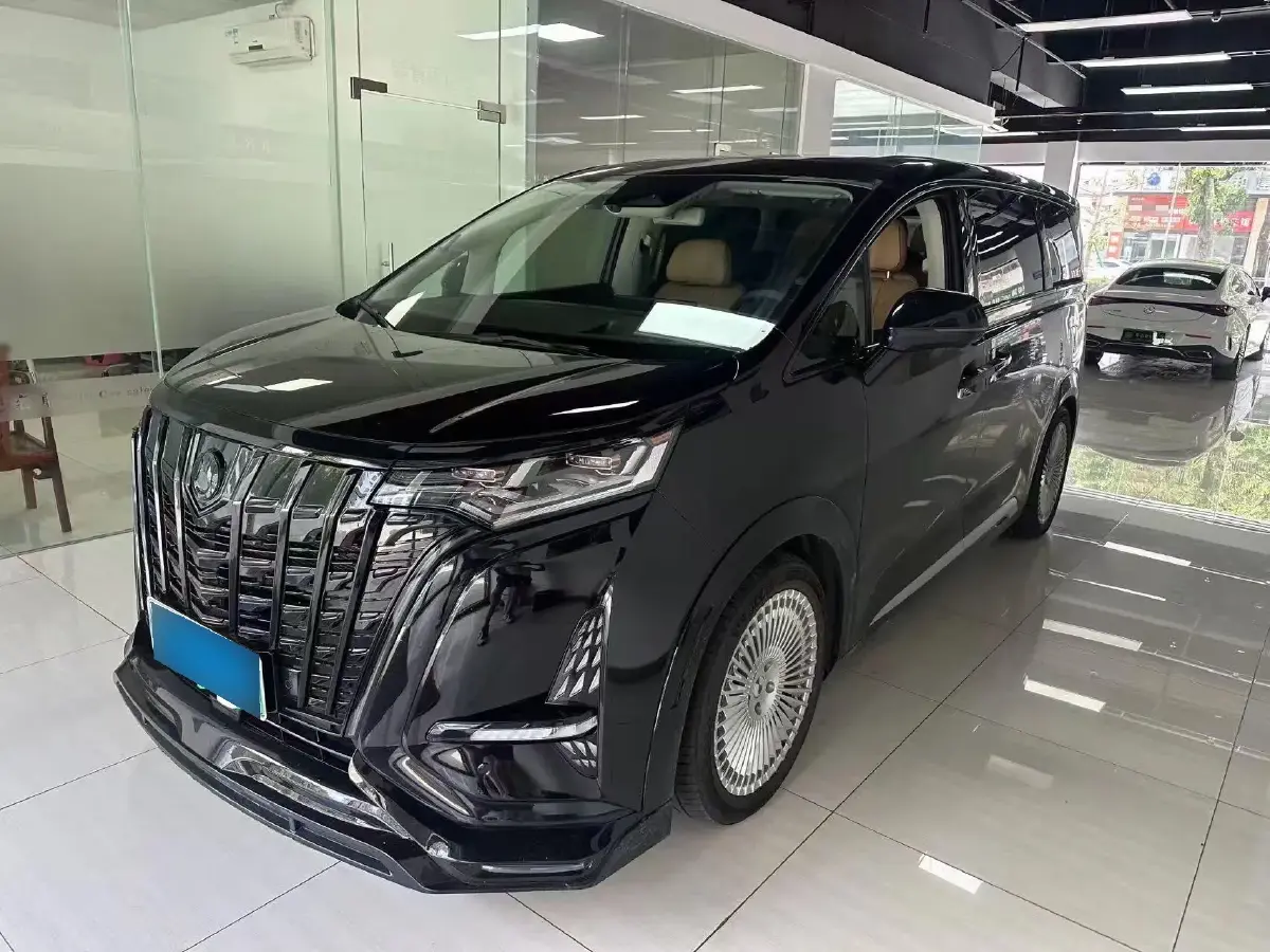 2024 Denza D9 1.5T 139HP L4 E-CVT PHEV 40KWH