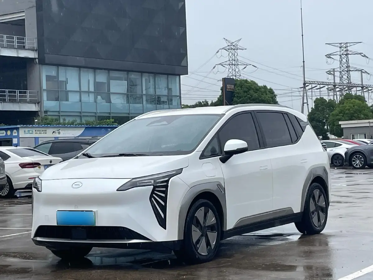2023 Aion Y BEV 68.2KWH