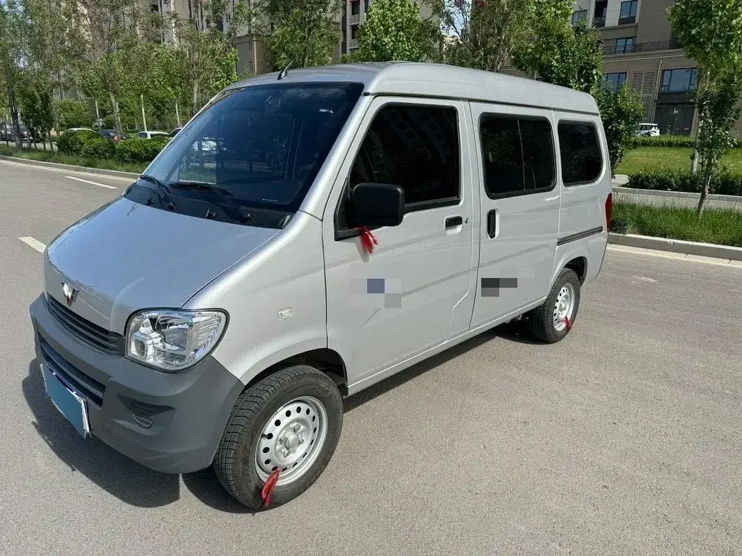 2023 WuLing ZhiGuang 1.5L 102HP L4 5MT