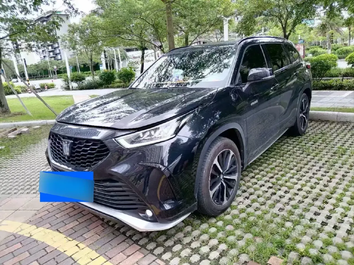 2022 Toyota Crown Kluger 2.5L 192HP L4 E-CVT Hybrid