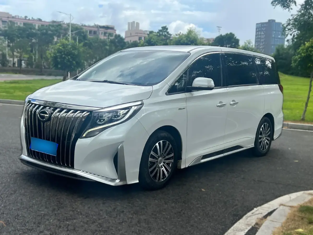 2021 GAC Trumpchi M8 2.0T 252HP L4 8AT