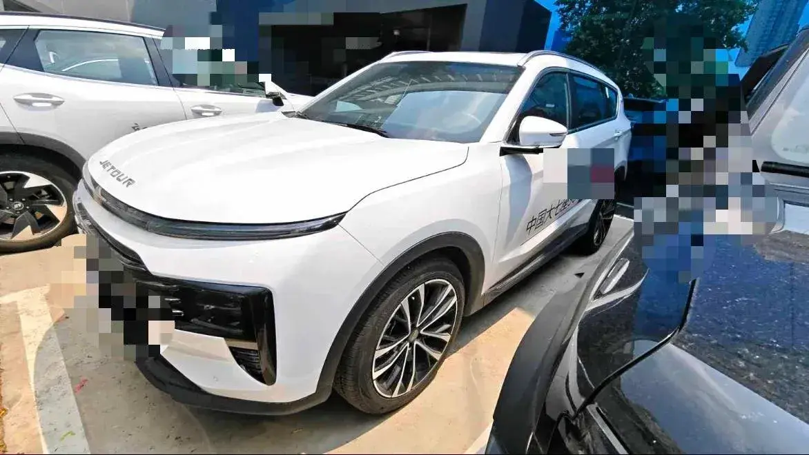 2025 Jetour X70 Plus 1.5T 184HP L4 7DCT