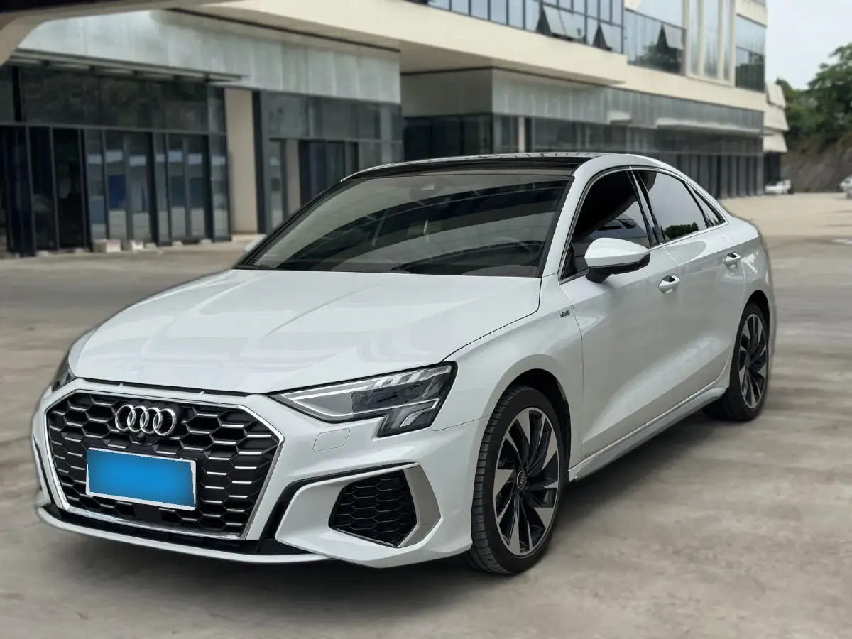 2022 Audi A3 1.4T 150HP L4 7DCT