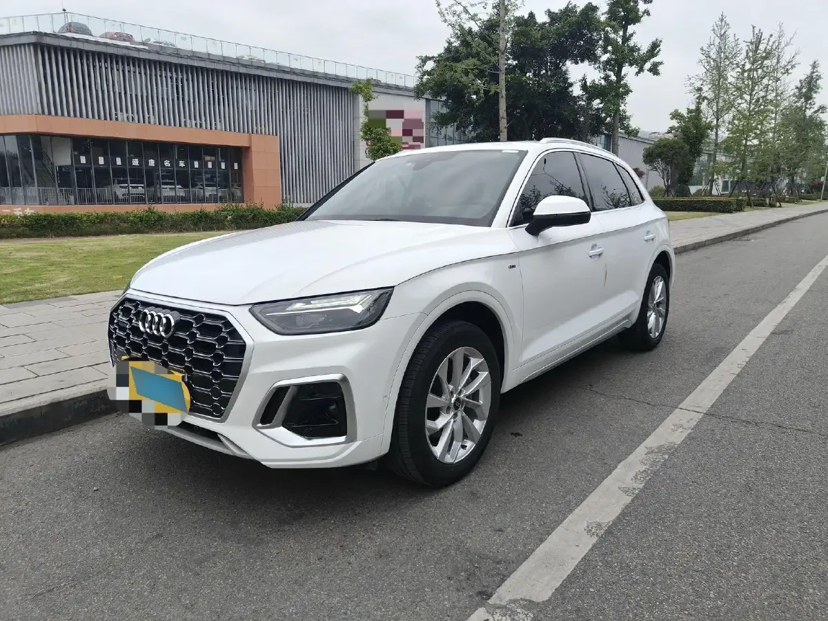 2022 Audi Q5L 2.0T 252HP L4 7DCT