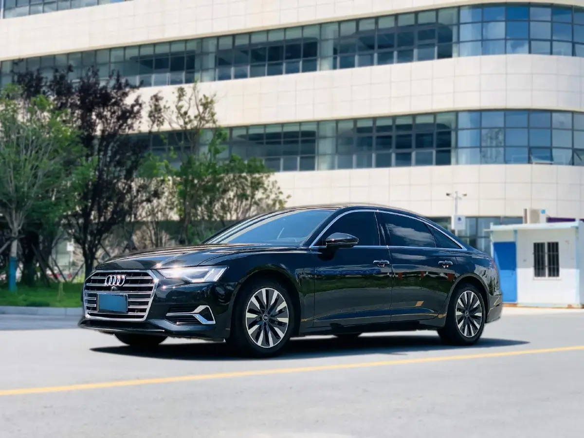 2024 Audi A6L 2.0T 245HP L4 7DCT