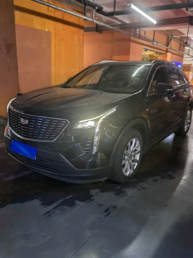 2022 Cadillac XT4 2.0T 237HP L4 9AT