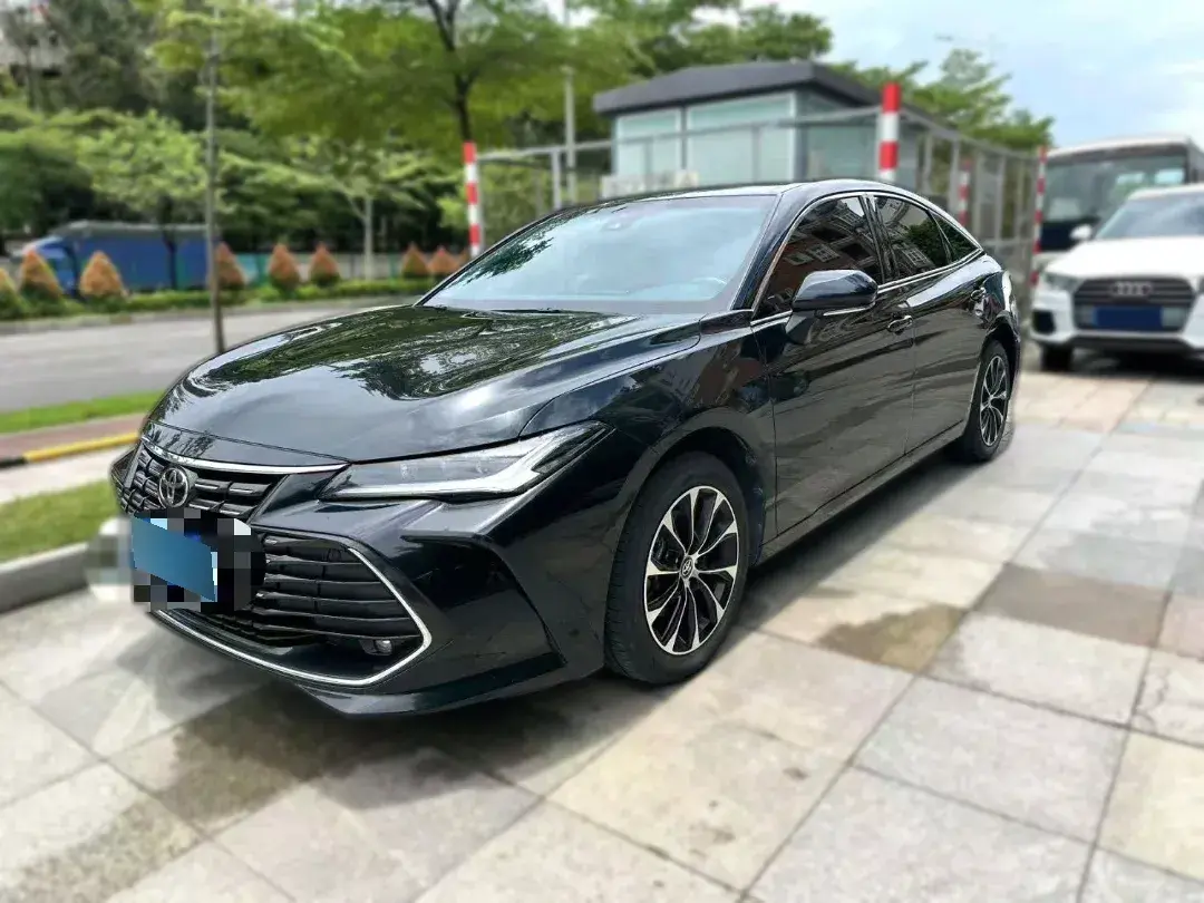 2023 Toyota Avalon 2.0L 177HP L4 CVT