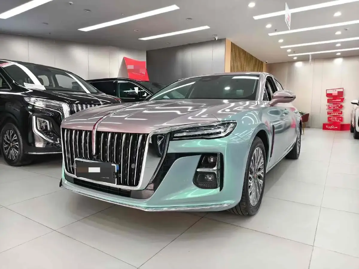 2023 HongQi H5 2.0T 224HP L4 8AT