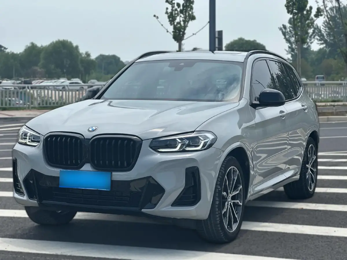 2022 BMW X3 2.0T 252HP L4 8AT