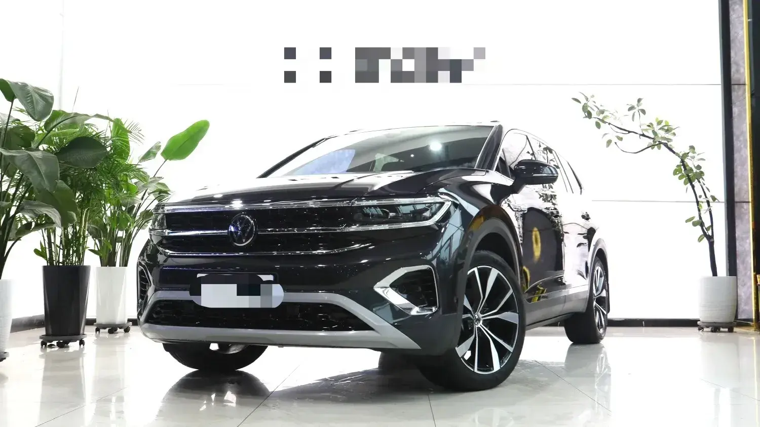 2023 Volkswagen Talagon 2.5T 299HP V6 7DCT