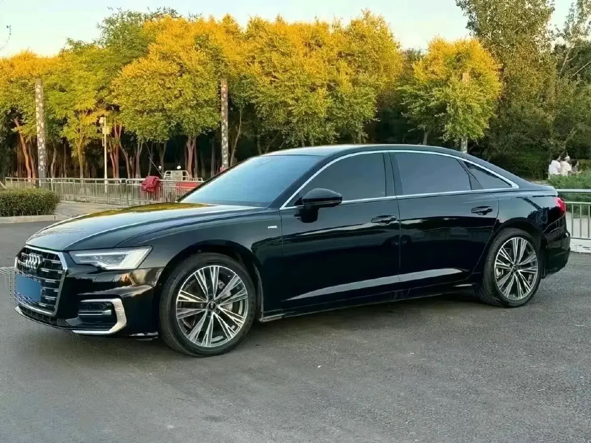 2024 Audi A6L 2.0T 245HP L4 7DCT