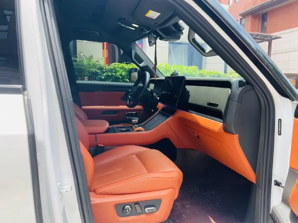 2024 ROX 01 1.5T 152HP L4 REEV 58.4KWH,autocango,china used car exporter,china ev exporter,chinese used car exporter,chinese used ev exporter