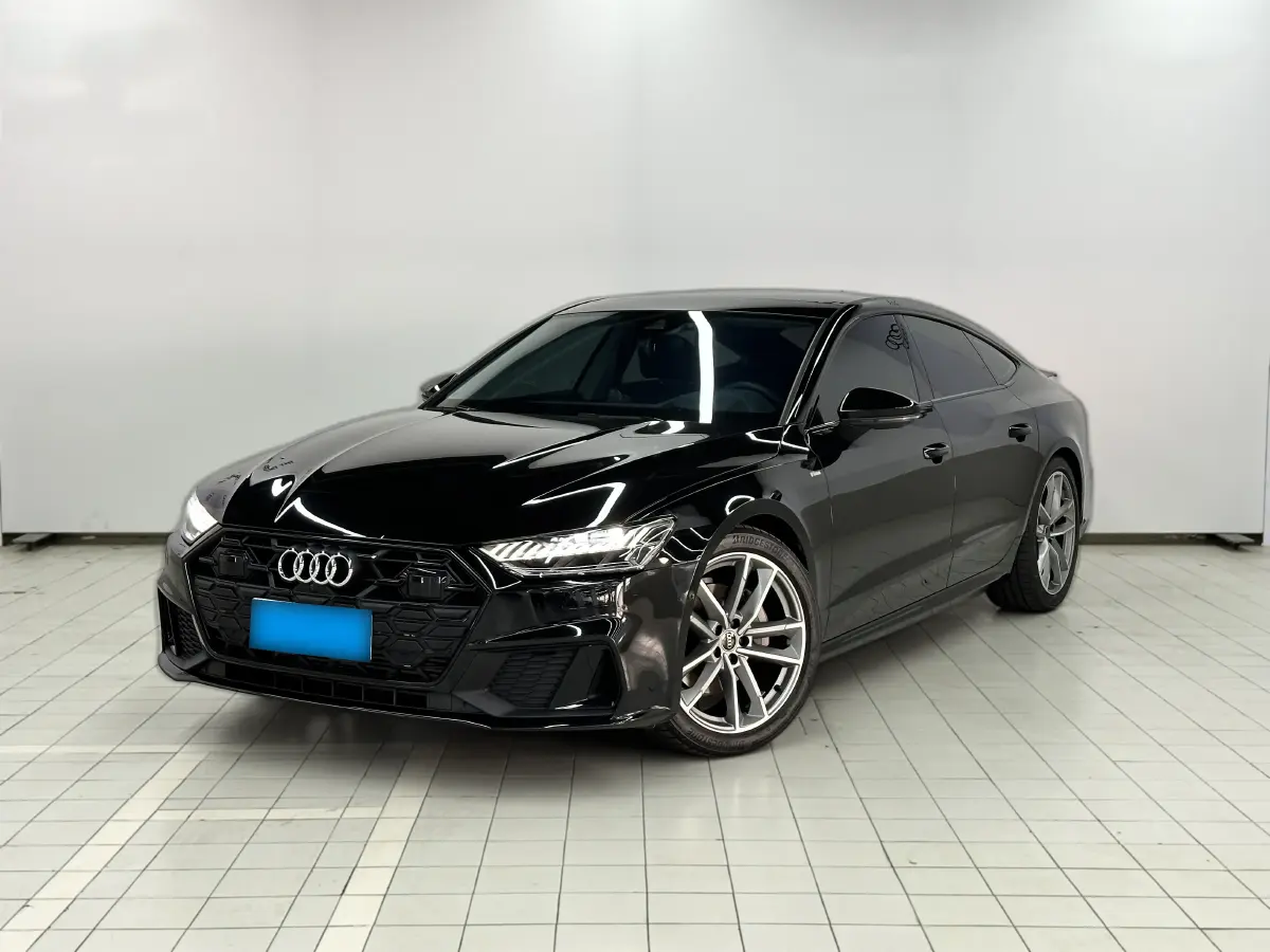 2025 Audi A7 2.0T 265HP L4 7DCT