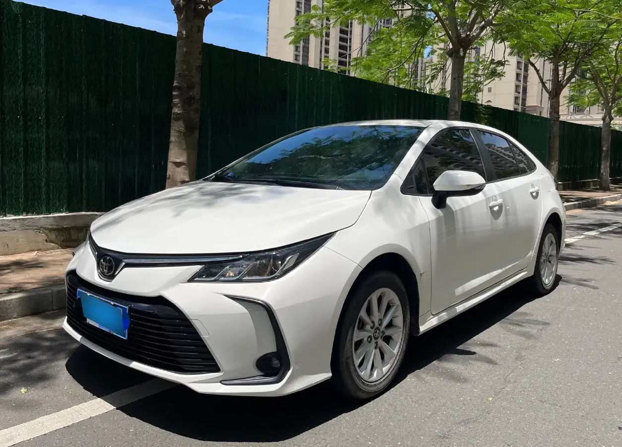 2021 Toyota Corolla 1.2T 116HP L4 CVT