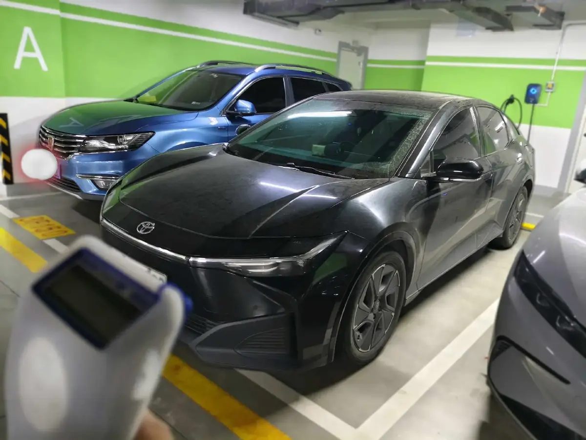 2023 Toyota bZ3 BEV 49.92KWH