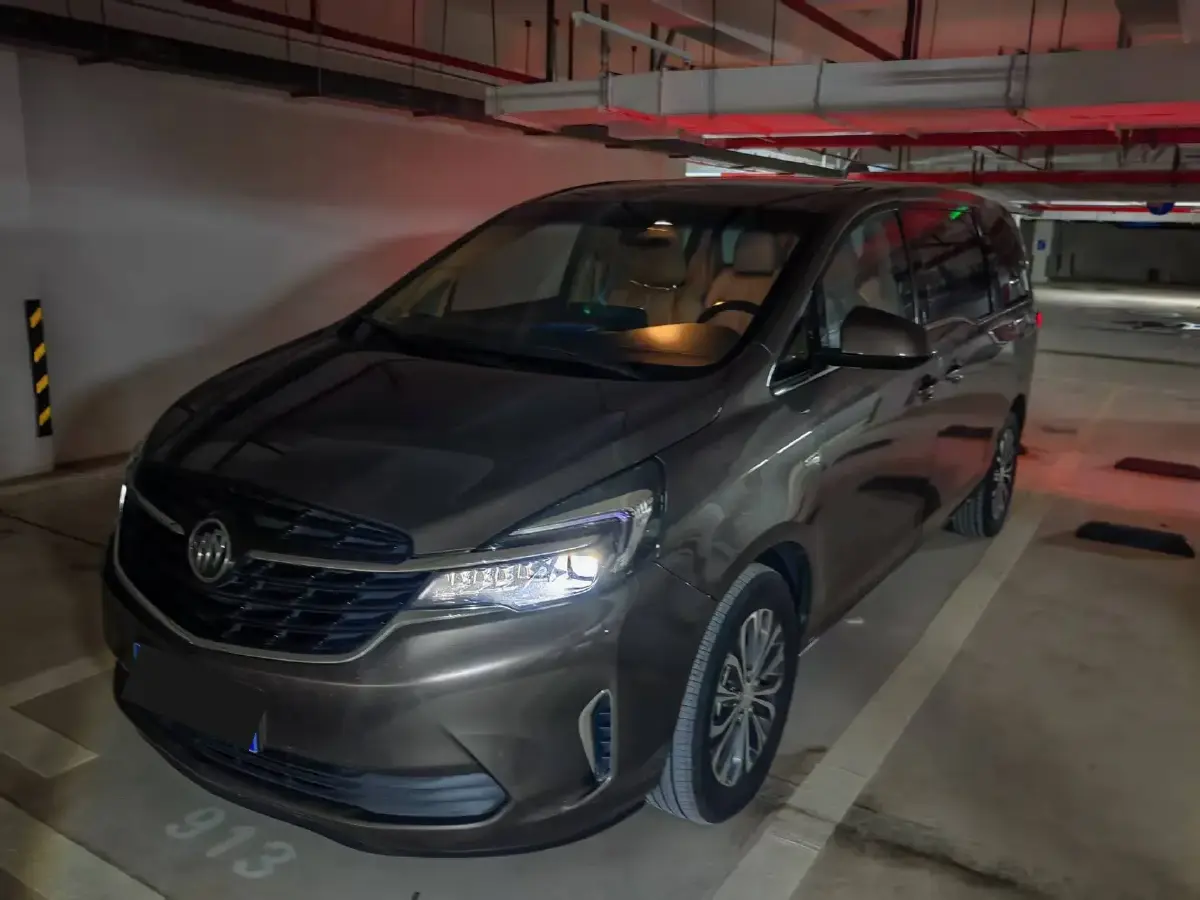 2022 Buick GL8 2.0T 237HP L4 9AT