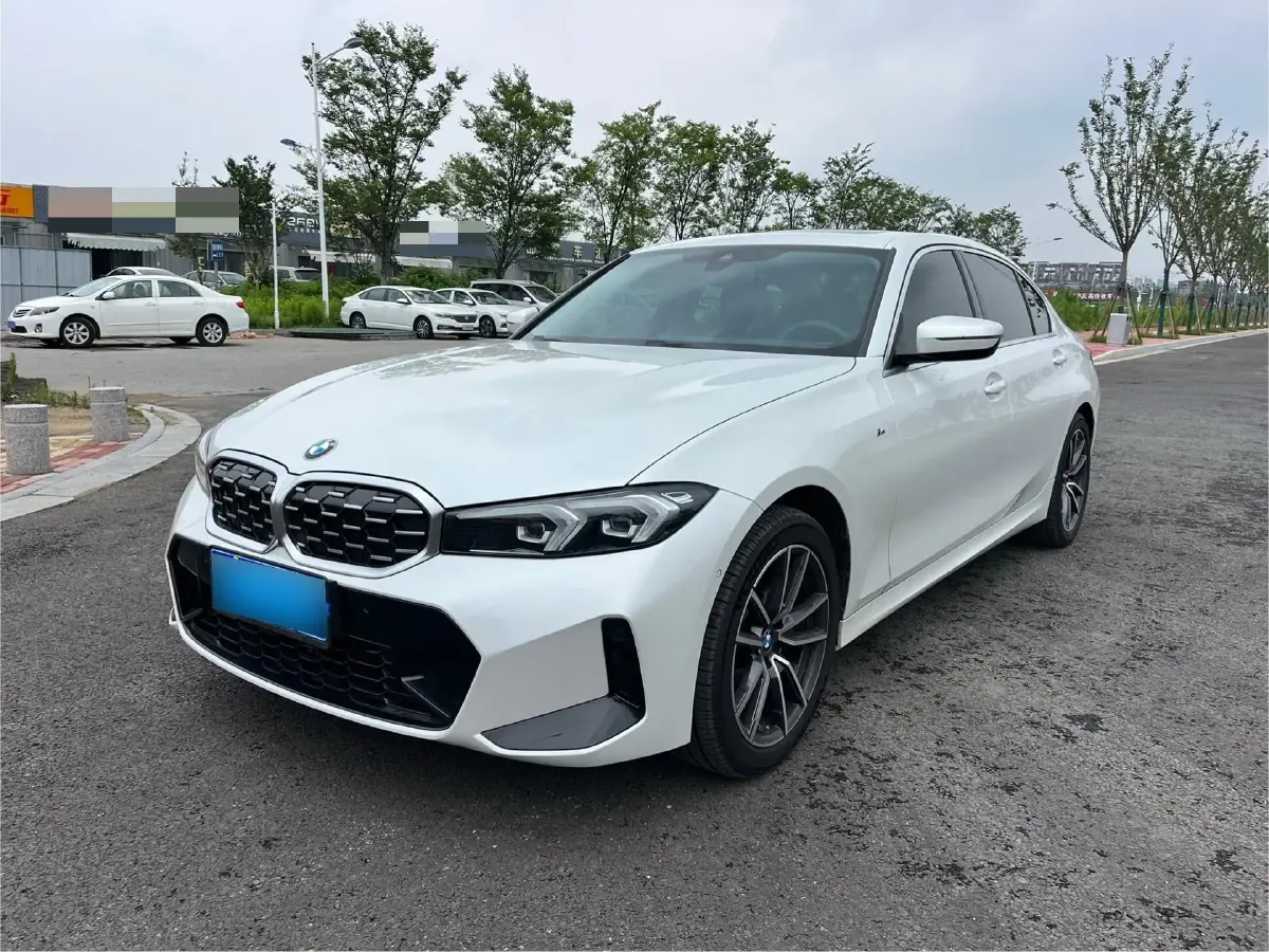 2023 BMW 3 Series 2.0T 184HP L4 8AT